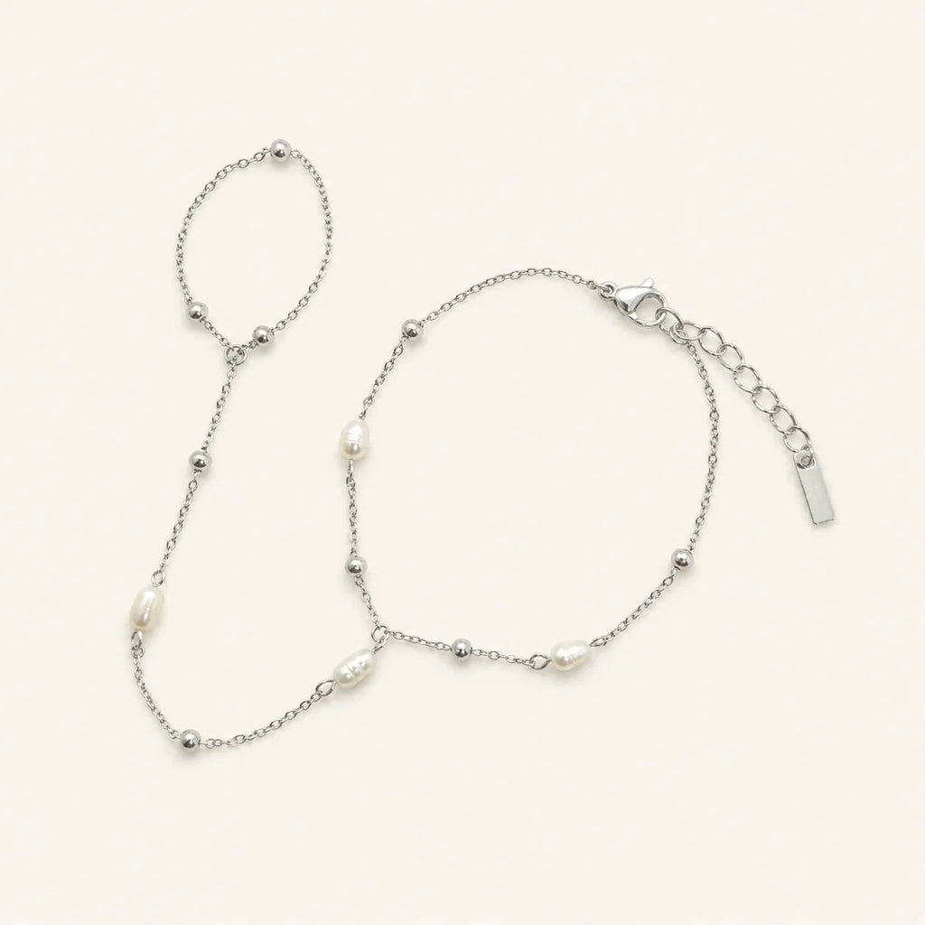 Bora Hand Chain