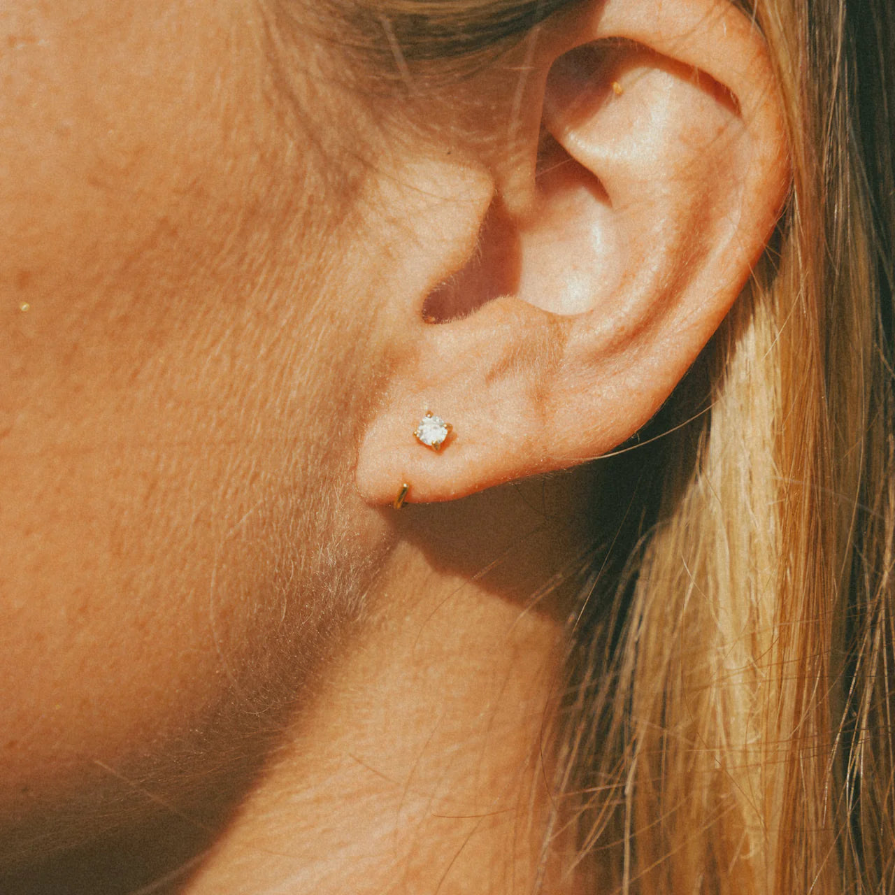 Sunlit Star Comfort Earrings
