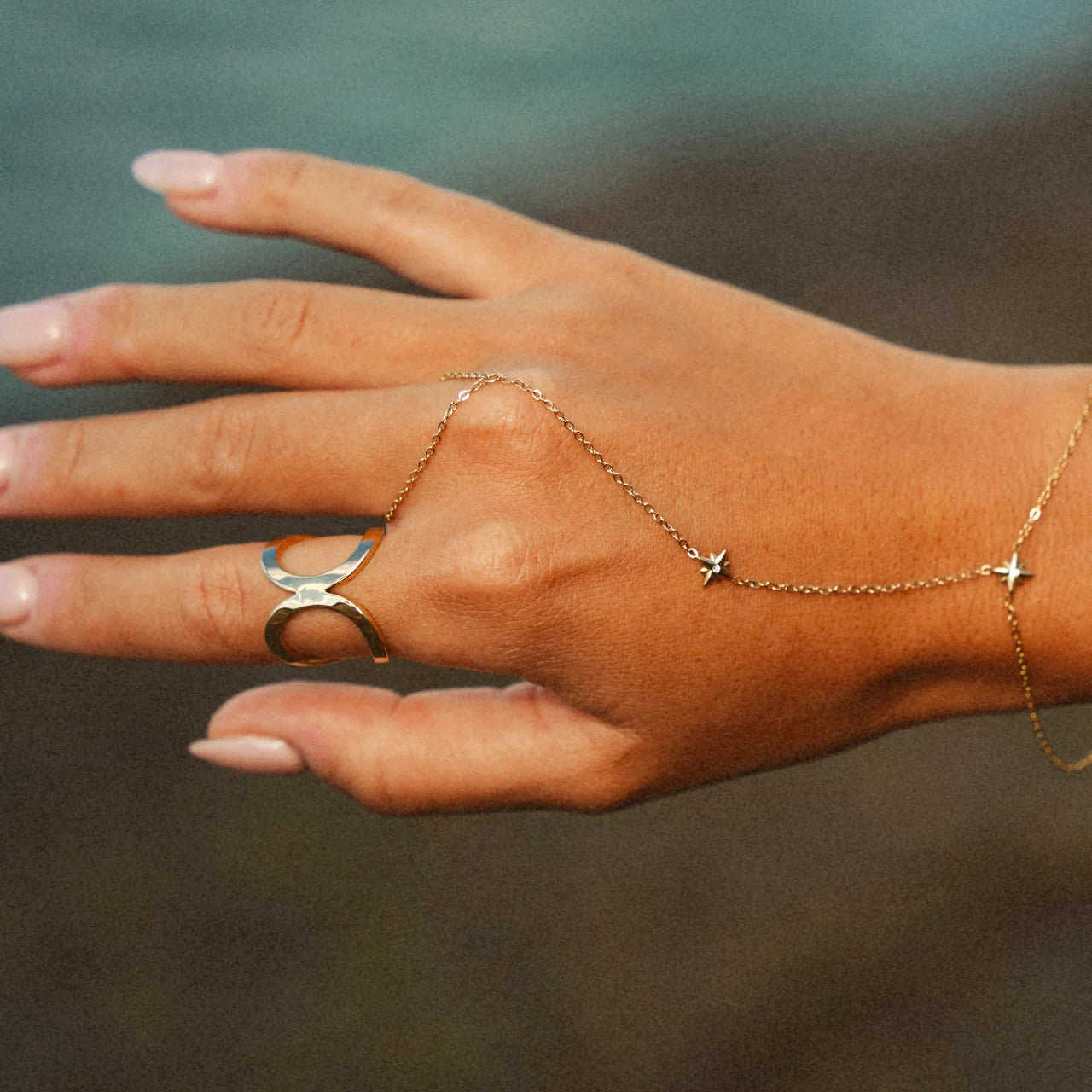 Noir Eclipse Ring