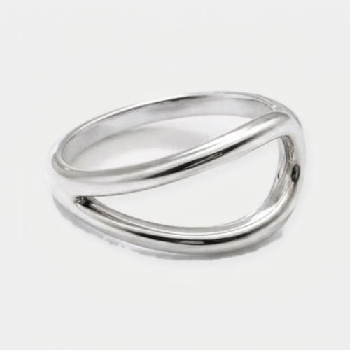 Aria Curve Ring