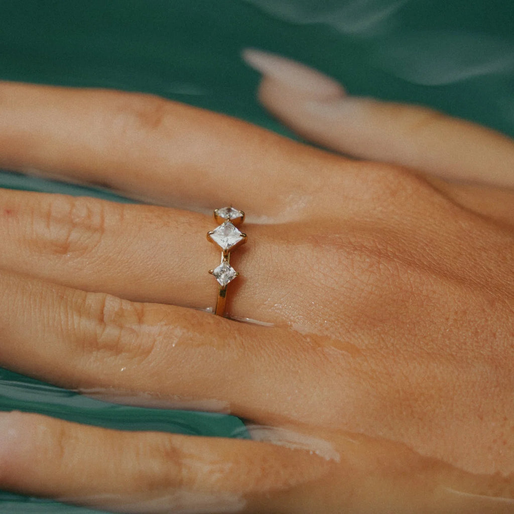 Astrée Ring